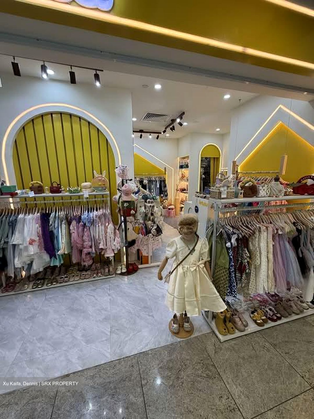 The Central (D1), Retail #556576441